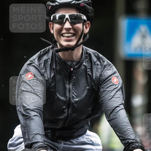 13.09.2026 - Stadtparktriathlon H.Heesch http://msf.ph/oto/10292537 13.09.2026 12:45:04 Radfahren 1081, 1203, 1270, 1286 meine-sportfotos.de