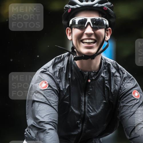 13.09.2026 - Stadtparktriathlon H.Heesch http://msf.ph/oto/10292544 13.09.2026 12:45:05 Radfahren 1081, 1203, 1270, 1286 meine-sportfotos.de