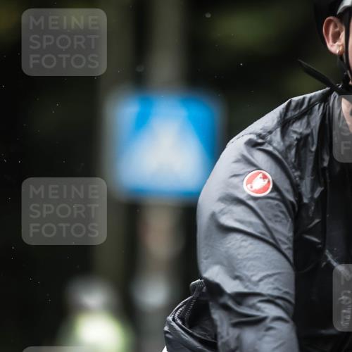13.09.2026 - Stadtparktriathlon H.Heesch http://msf.ph/oto/10292546 13.09.2026 12:45:05 Radfahren 1081, 1203, 1270, 1286 meine-sportfotos.de
