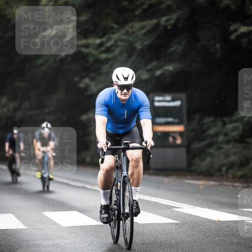 13.09.2026 - Stadtparktriathlon H.Heesch http://msf.ph/oto/10292570 13.09.2026 11:37:39 Radfahren 790, 824, 829, 833, 853, 903 meine-sportfotos.de