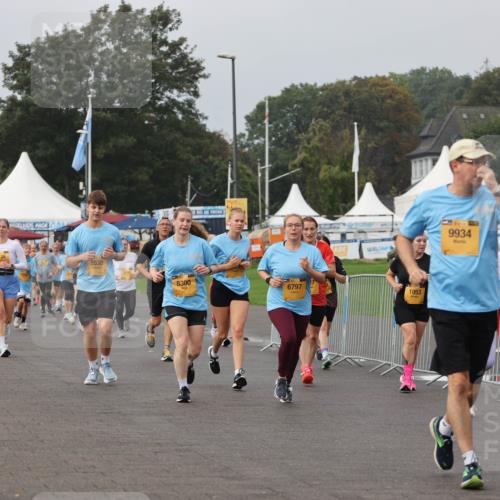 13.09.2026 - Kiel Lauf Andreas Tolksdorf http://msf.ph/oto/10292576 13.09.2026 09:25:24 Kiellinie 3138, 5530, 8300, 6797, 9934, 1053 meine-sportfotos.de
