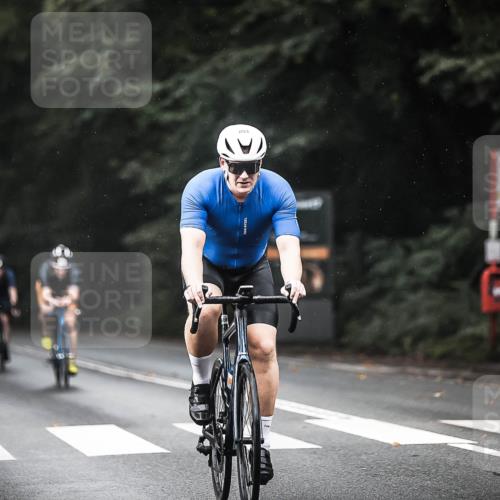 13.09.2026 - Stadtparktriathlon H.Heesch http://msf.ph/oto/10292577 13.09.2026 11:37:39 Radfahren 790, 824, 829, 833, 853, 903 meine-sportfotos.de
