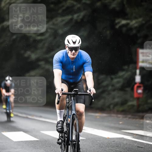 13.09.2026 - Stadtparktriathlon H.Heesch http://msf.ph/oto/10292584 13.09.2026 11:37:39 Radfahren 790, 824, 829, 833, 853, 903 meine-sportfotos.de