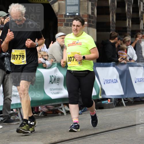 13.09.2026 - 21. swb-Marathon Bremen Strokosch-Dieckow http://msf.ph/oto/10292599 13.09.2026 11:17:25 Ziel 10295, 10335, 10999, 11355, 11461, 11495, 11653, 11672, 12101, 12287, 10472, 10756, 10979, 11709, 12334 meine-sportfotos.de