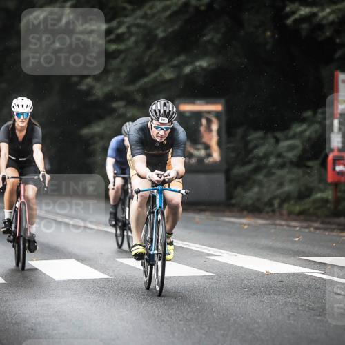 13.09.2026 - Stadtparktriathlon H.Heesch http://msf.ph/oto/10292603 13.09.2026 11:37:41 Radfahren 790, 824, 833, 853, 903 meine-sportfotos.de