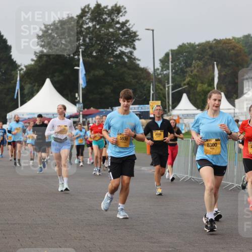 13.09.2026 - Kiel Lauf Andreas Tolksdorf http://msf.ph/oto/10292614 13.09.2026 09:25:26 Kiellinie 6, 5530, 2608, 8300, 2437, 39, 6797 meine-sportfotos.de