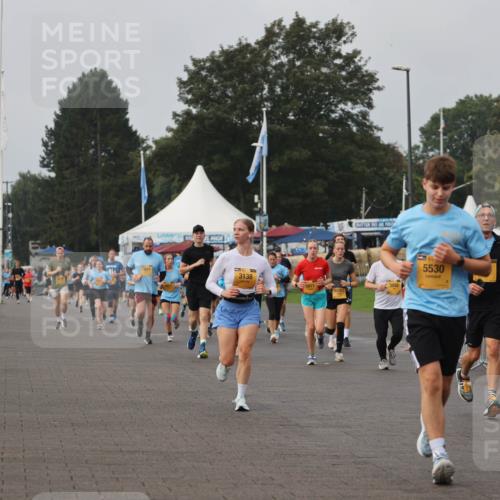 13.09.2026 - Kiel Lauf Andreas Tolksdorf http://msf.ph/oto/10292624 13.09.2026 09:25:27 Kiellinie 36, 3138, 10353, 5530 meine-sportfotos.de