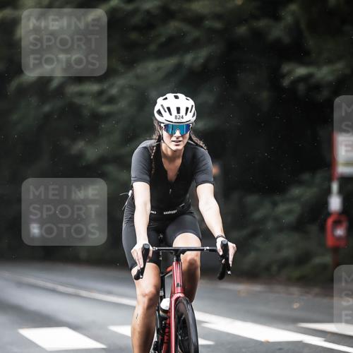 13.09.2026 - Stadtparktriathlon H.Heesch http://msf.ph/oto/10292625 13.09.2026 11:37:42 Radfahren 790, 824, 853, 903 meine-sportfotos.de
