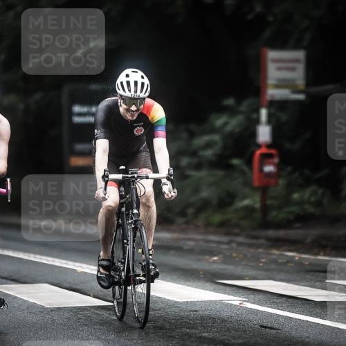 13.09.2026 - Stadtparktriathlon H.Heesch http://msf.ph/oto/10292630 13.09.2026 12:45:12 Radfahren 1203, 1270, 1274, 1285 meine-sportfotos.de