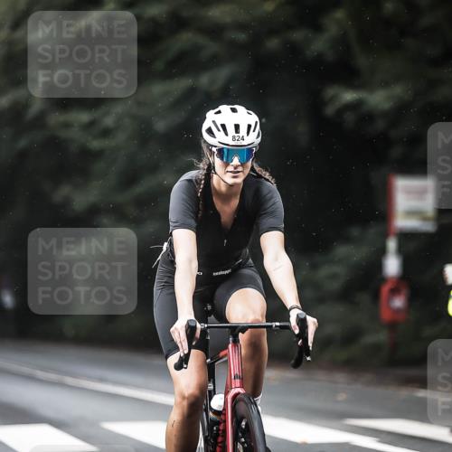 13.09.2026 - Stadtparktriathlon H.Heesch http://msf.ph/oto/10292631 13.09.2026 11:37:42 Radfahren 790, 824, 853, 903 meine-sportfotos.de