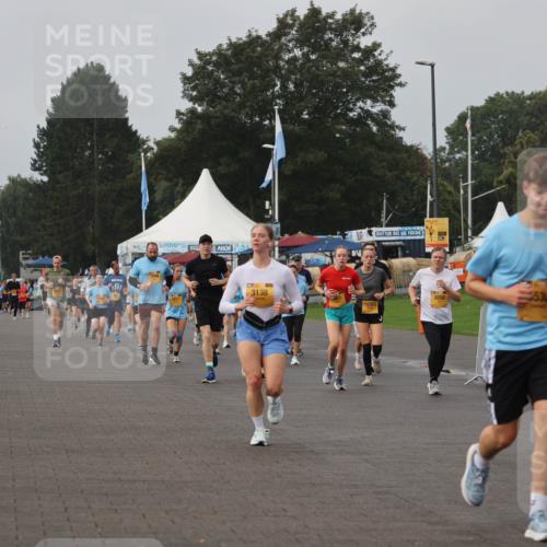 13.09.2026 - Kiel Lauf Andreas Tolksdorf http://msf.ph/oto/10292636 13.09.2026 09:25:28 Kiellinie 36, 3138, 5811, 11, 3850, 10353 meine-sportfotos.de
