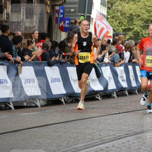 13.09.2026 - 21. swb-Marathon Bremen Strokosch-Dieckow http://msf.ph/oto/10292650 13.09.2026 10:46:40 Ziel 10228, 11287, 11356, 11706, 11925, 11926, 13609, 13640, 10445, 10504, 11661, 12364, 12375 meine-sportfotos.de