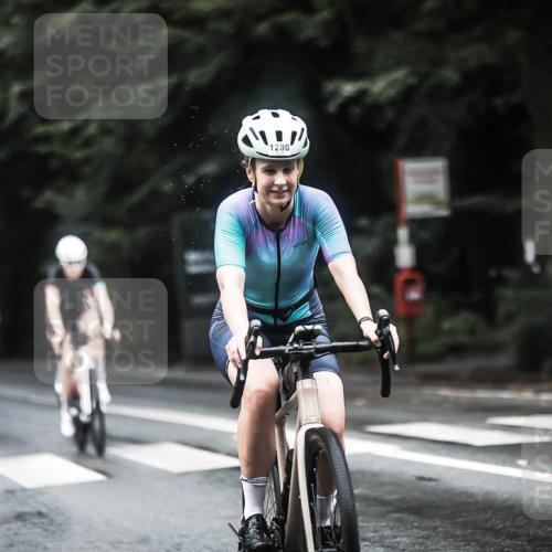 13.09.2026 - Stadtparktriathlon H.Heesch http://msf.ph/oto/10292668 13.09.2026 12:45:25 Radfahren 1088, 1120, 1225, 1226, 1267, 1280, 1298 meine-sportfotos.de