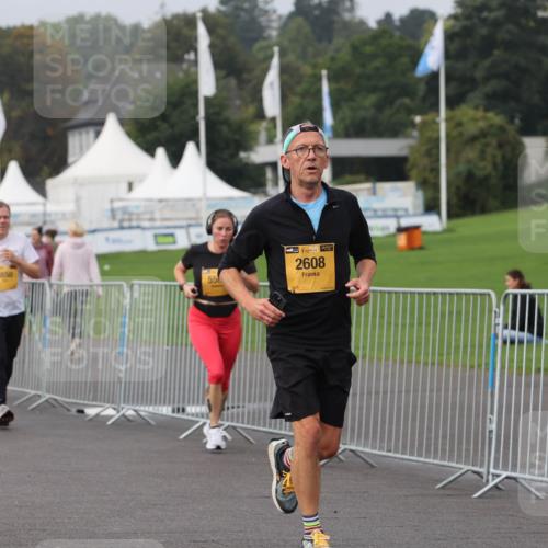 13.09.2026 - Kiel Lauf Andreas Tolksdorf http://msf.ph/oto/10292669 13.09.2026 09:25:30 Kiellinie 3850, 55, 38, 2608 meine-sportfotos.de