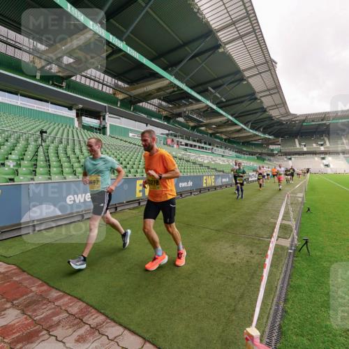 13.09.2026 - 21. swb-Marathon Bremen Michael Burmester http://msf.ph/oto/10292676 13.09.2026 10:29:14 Laufen im Stadion 10162, 10170, 10183, 10189, 10200, 10218, 10223, 10253, 10267, 10270, 10293, 10294, 10316, 10329, 10334, 10348, 10381, 10393, 10421, 10426, 10452, 10467, 10508, 10525, 10537, 10538, 10544, 10585, 10594, 10655, 10709, 10734, 10739, 10761, 10763, 10764, 10770, 10814, 10825, 10827, 10835, 10840, 10876, 10910, 10917, 10923, 10966, 10993, 11005, 11007, 11018, 11035, 11058, 11087, 11092, 11109, 11170 meine-sportfotos.de