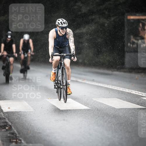 13.09.2026 - Stadtparktriathlon H.Heesch http://msf.ph/oto/10292715 13.09.2026 11:38:10 Radfahren 839, 871, 877, 882, 946 meine-sportfotos.de