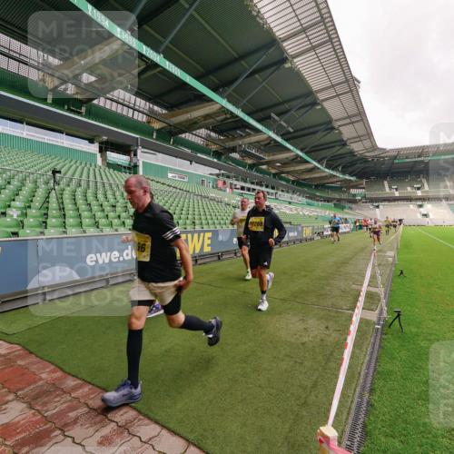 13.09.2026 - 21. swb-Marathon Bremen Michael Burmester http://msf.ph/oto/10292728 13.09.2026 10:29:21 Laufen im Stadion 10162, 10170, 10183, 10189, 10193, 10200, 10218, 10233, 10253, 10267, 10270, 10293, 10294, 10316, 10329, 10334, 10348, 10381, 10392, 10421, 10426, 10452, 10467, 10508, 10525, 10537, 10538, 10544, 10585, 10594, 10652, 10655, 10709, 10734, 10739, 10761, 10763, 10764, 10770, 10808, 10814, 10825, 10827, 10835, 10840, 10876, 10887, 10906, 10910, 10923, 10966, 10993, 11005, 11007, 11018, 11035, 11058, 11087, 11092, 11109, 11170 meine-sportfotos.de