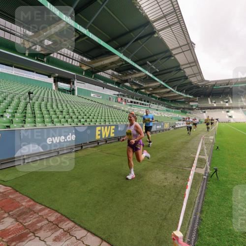 13.09.2026 - 21. swb-Marathon Bremen Michael Burmester http://msf.ph/oto/10292737 13.09.2026 10:29:24 Laufen im Stadion 10162, 10170, 10183, 10189, 10193, 10200, 10218, 10233, 10253, 10267, 10270, 10294, 10316, 10329, 10334, 10348, 10381, 10392, 10421, 10426, 10452, 10467, 10508, 10525, 10537, 10538, 10544, 10585, 10594, 10652, 10655, 10709, 10734, 10739, 10761, 10763, 10764, 10770, 10808, 10814, 10825, 10827, 10835, 10840, 10876, 10887, 10906, 10910, 10923, 10966, 10993, 11002, 11005, 11007, 11018, 11035, 11058, 11087, 11092, 11109, 11170 meine-sportfotos.de