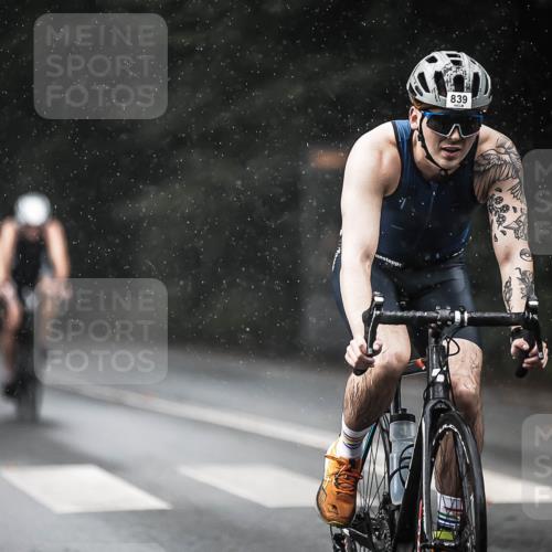 13.09.2026 - Stadtparktriathlon H.Heesch http://msf.ph/oto/10292745 13.09.2026 11:38:11 Radfahren 839, 871, 877, 882, 946 meine-sportfotos.de