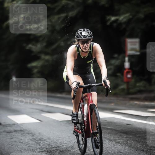 13.09.2026 - Stadtparktriathlon H.Heesch http://msf.ph/oto/10292746 13.09.2026 12:45:32 Radfahren 1088, 1120, 1225, 1226, 1298 meine-sportfotos.de