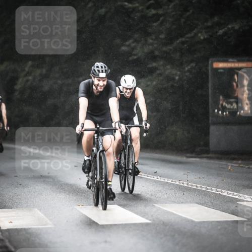 13.09.2026 - Stadtparktriathlon H.Heesch http://msf.ph/oto/10292756 13.09.2026 11:38:12 Radfahren 839, 871, 877, 882, 946 meine-sportfotos.de