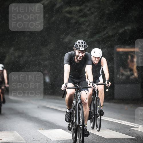 13.09.2026 - Stadtparktriathlon H.Heesch http://msf.ph/oto/10292769 13.09.2026 11:38:12 Radfahren 839, 871, 877, 882, 946 meine-sportfotos.de