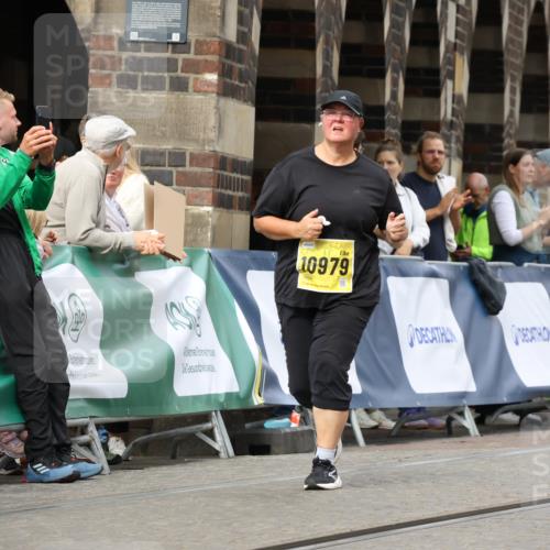 13.09.2026 - 21. swb-Marathon Bremen Strokosch-Dieckow http://msf.ph/oto/10292782 13.09.2026 11:17:33 Ziel 10335, 10773, 10779, 11355, 11495, 11672, 12101, 10756, 11367, 11932, 12226, 12292 meine-sportfotos.de