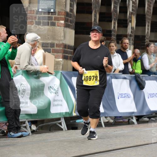 13.09.2026 - 21. swb-Marathon Bremen Strokosch-Dieckow http://msf.ph/oto/10292797 13.09.2026 11:17:33 Ziel 10335, 10773, 10779, 11355, 11495, 11672, 12101, 10756, 11367, 11932, 12226, 12292 meine-sportfotos.de