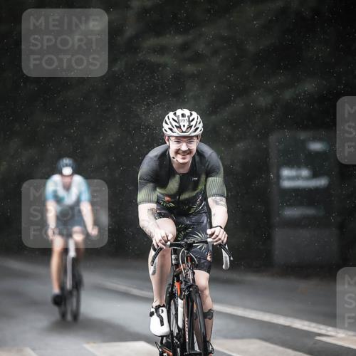 13.09.2026 - Stadtparktriathlon H.Heesch http://msf.ph/oto/10292808 13.09.2026 11:38:20 Radfahren 589, 745, 874, 877, 882, 895 meine-sportfotos.de