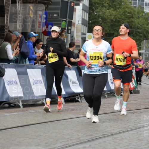 13.09.2026 - 21. swb-Marathon Bremen Strokosch-Dieckow http://msf.ph/oto/10292813 13.09.2026 11:17:34 Ziel 10335, 10773, 10779, 11355, 11495, 11672, 12101, 10756, 11367, 11932, 12226, 12292 meine-sportfotos.de