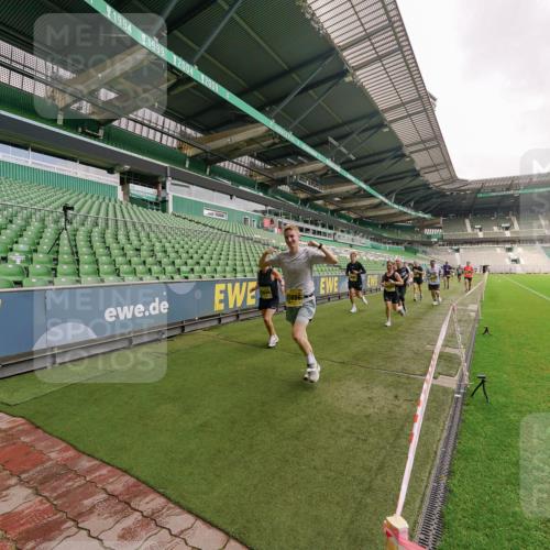 13.09.2026 - 21. swb-Marathon Bremen Michael Burmester http://msf.ph/oto/10292821 13.09.2026 10:29:48 Laufen im Stadion 10162, 10170, 10183, 10193, 10200, 10218, 10233, 10253, 10267, 10294, 10304, 10316, 10334, 10339, 10348, 10359, 10381, 10392, 10421, 10426, 10452, 10467, 10515, 10525, 10537, 10538, 10544, 10585, 10588, 10641, 10652, 10655, 10709, 10734, 10739, 10761, 10763, 10764, 10780, 10808, 10825, 10827, 10835, 10837, 10840, 10862, 10863, 10876, 10884, 10887, 10906, 10910, 10923, 10966, 10984, 10993, 11002, 11005, 11007, 11018, 11035, 11038, 11058, 11087, 11109, 11170 meine-sportfotos.de