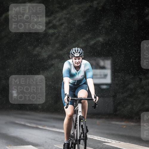 13.09.2026 - Stadtparktriathlon H.Heesch http://msf.ph/oto/10292822 13.09.2026 11:38:21 Radfahren 589, 745, 874, 877, 882, 895 meine-sportfotos.de