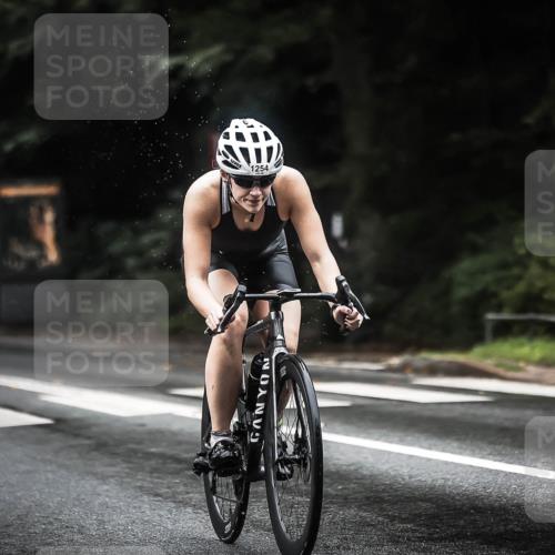 13.09.2026 - Stadtparktriathlon H.Heesch http://msf.ph/oto/10292848 13.09.2026 12:45:45 Radfahren 1087, 1137, 1138, 1153, 1194, 1254, 1255 meine-sportfotos.de