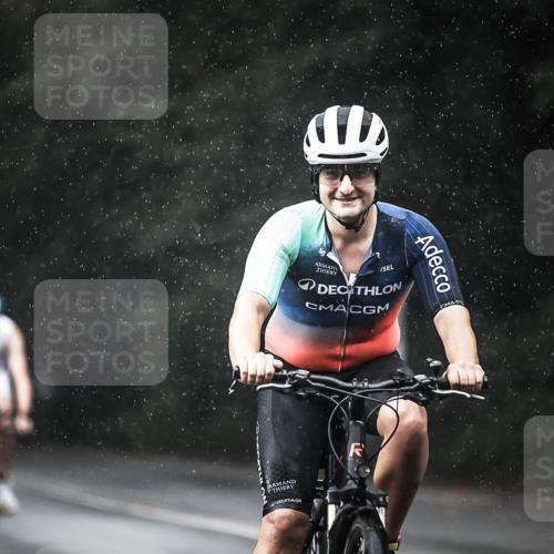 13.09.2026 - Stadtparktriathlon H.Heesch http://msf.ph/oto/10292875 13.09.2026 11:38:25 Radfahren 589, 745, 874, 895, 945 meine-sportfotos.de