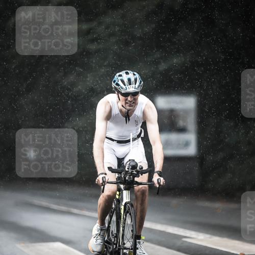 13.09.2026 - Stadtparktriathlon H.Heesch http://msf.ph/oto/10292880 13.09.2026 11:38:26 Radfahren 589, 745, 874, 933, 945 meine-sportfotos.de