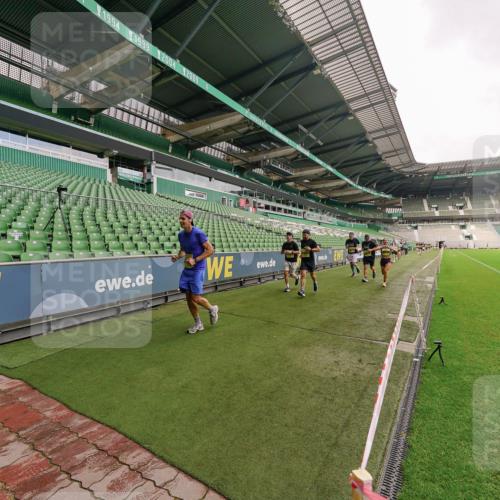 13.09.2026 - 21. swb-Marathon Bremen Michael Burmester http://msf.ph/oto/10292891 13.09.2026 10:30:00 Laufen im Stadion 10162, 10170, 10174, 10183, 10193, 10200, 10218, 10233, 10253, 10267, 10281, 10304, 10334, 10339, 10348, 10359, 10381, 10392, 10421, 10426, 10452, 10467, 10515, 10525, 10537, 10585, 10588, 10641, 10652, 10714, 10734, 10739, 10761, 10763, 10764, 10765, 10780, 10808, 10825, 10827, 10835, 10837, 10840, 10862, 10863, 10876, 10884, 10886, 10887, 10906, 10910, 10923, 10966, 10984, 11002, 11005, 11007, 11018, 11035, 11038, 11109 meine-sportfotos.de