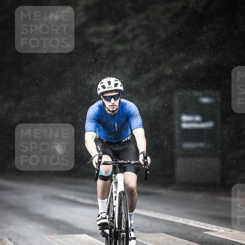 13.09.2026 - Stadtparktriathlon H.Heesch http://msf.ph/oto/10292902 13.09.2026 11:38:29 Radfahren 589, 866, 874, 933, 945 meine-sportfotos.de
