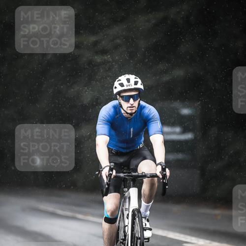 13.09.2026 - Stadtparktriathlon H.Heesch http://msf.ph/oto/10292910 13.09.2026 11:38:29 Radfahren 589, 866, 874, 933, 945 meine-sportfotos.de