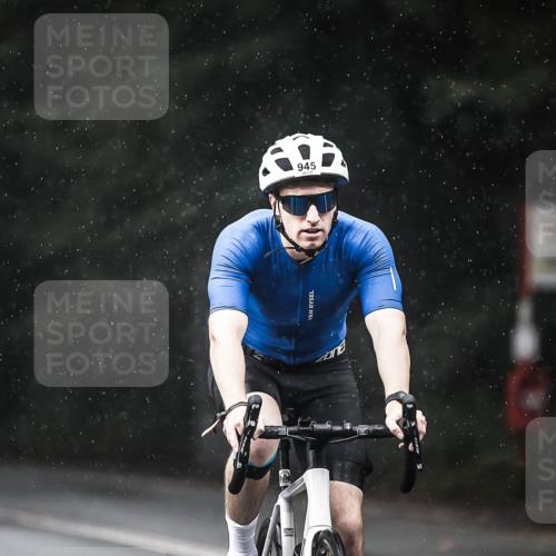 13.09.2026 - Stadtparktriathlon H.Heesch http://msf.ph/oto/10292918 13.09.2026 11:38:30 Radfahren 589, 866, 874, 933, 945 meine-sportfotos.de