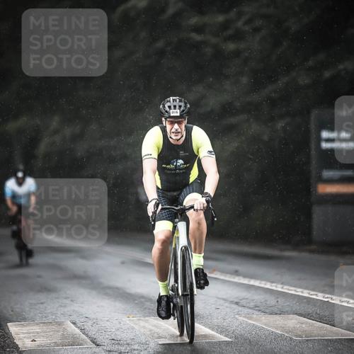 13.09.2026 - Stadtparktriathlon H.Heesch http://msf.ph/oto/10292965 13.09.2026 11:38:34 Radfahren 866, 907, 933, 939, 945 meine-sportfotos.de
