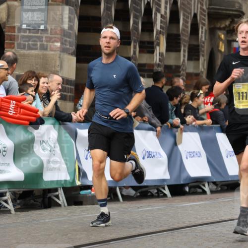 13.09.2026 - 21. swb-Marathon Bremen Strokosch-Dieckow http://msf.ph/oto/10292982 13.09.2026 10:46:45 Ziel 10228, 10897, 11110, 11287, 11356, 11706, 11926, 12035, 13511, 10289, 10445, 10504, 11199, 11212, 11344, 11608, 11661, 11783, 12364, 12375 meine-sportfotos.de