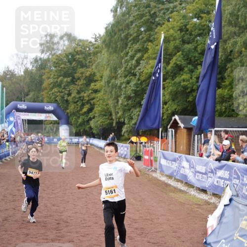 13.09.2026 - Airport Race Dennis Weichert http://msf.ph/oto/10293005 13.09.2026 10:32:33 Ziel 4142, 4160, 4183, 5035, 5161, 5321, 5437, 5482 meine-sportfotos.de