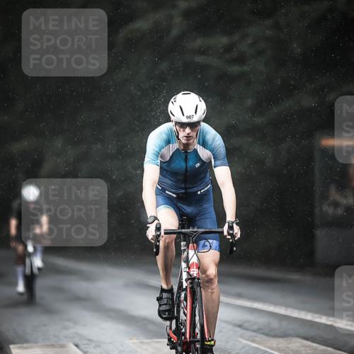 13.09.2026 - Stadtparktriathlon H.Heesch http://msf.ph/oto/10293035 13.09.2026 11:38:39 Radfahren 860, 866, 907, 939 meine-sportfotos.de