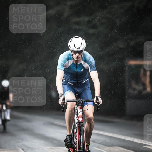 13.09.2026 - Stadtparktriathlon H.Heesch http://msf.ph/oto/10293037 13.09.2026 11:38:39 Radfahren 860, 866, 907, 939 meine-sportfotos.de