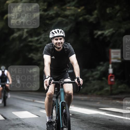 13.09.2026 - Stadtparktriathlon H.Heesch http://msf.ph/oto/10293038 13.09.2026 12:46:04 Radfahren 1052, 1065, 1228, 1242, 1245, 1248, 1261 meine-sportfotos.de