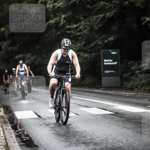 13.09.2026 - Stadtparktriathlon H.Heesch http://msf.ph/oto/10293054 13.09.2026 12:46:06 Radfahren 1052, 1065, 1158, 1245, 1248, 1261, 1269 meine-sportfotos.de