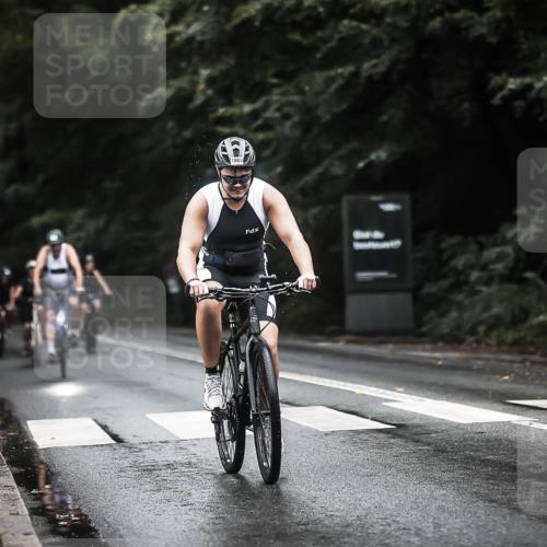 13.09.2026 - Stadtparktriathlon H.Heesch http://msf.ph/oto/10293063 13.09.2026 12:46:06 Radfahren 1052, 1065, 1158, 1245, 1248, 1261, 1269 meine-sportfotos.de
