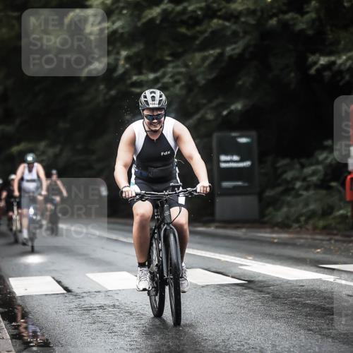 13.09.2026 - Stadtparktriathlon H.Heesch http://msf.ph/oto/10293067 13.09.2026 12:46:06 Radfahren 1052, 1065, 1158, 1245, 1248, 1261, 1269 meine-sportfotos.de
