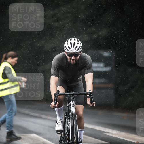13.09.2026 - Stadtparktriathlon H.Heesch http://msf.ph/oto/10293076 13.09.2026 11:38:43 Radfahren 776, 860, 907, 939 meine-sportfotos.de