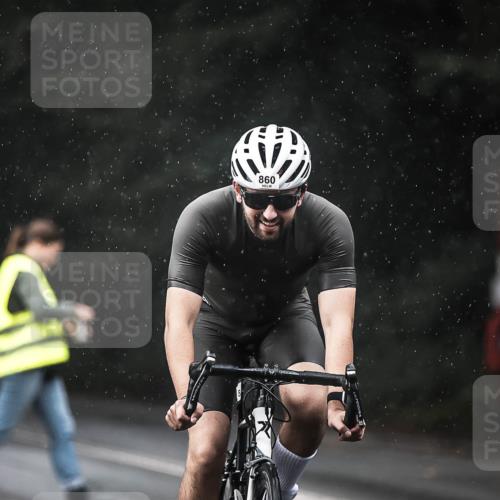 13.09.2026 - Stadtparktriathlon H.Heesch http://msf.ph/oto/10293088 13.09.2026 11:38:43 Radfahren 776, 860, 907, 939 meine-sportfotos.de